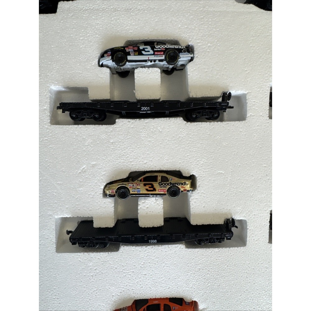 Revell Collection Dale Earnhardt 20 Piece Train Set HO Scale 1/64 Diecast 2002 - Picture 10 of 16
